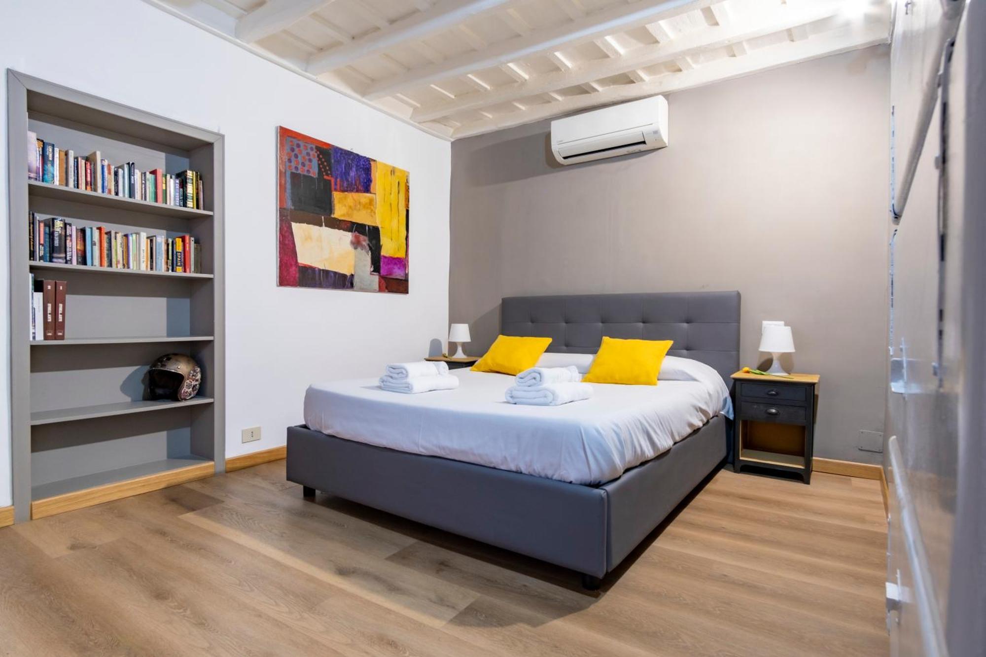 Elegantis Monti Apartment *